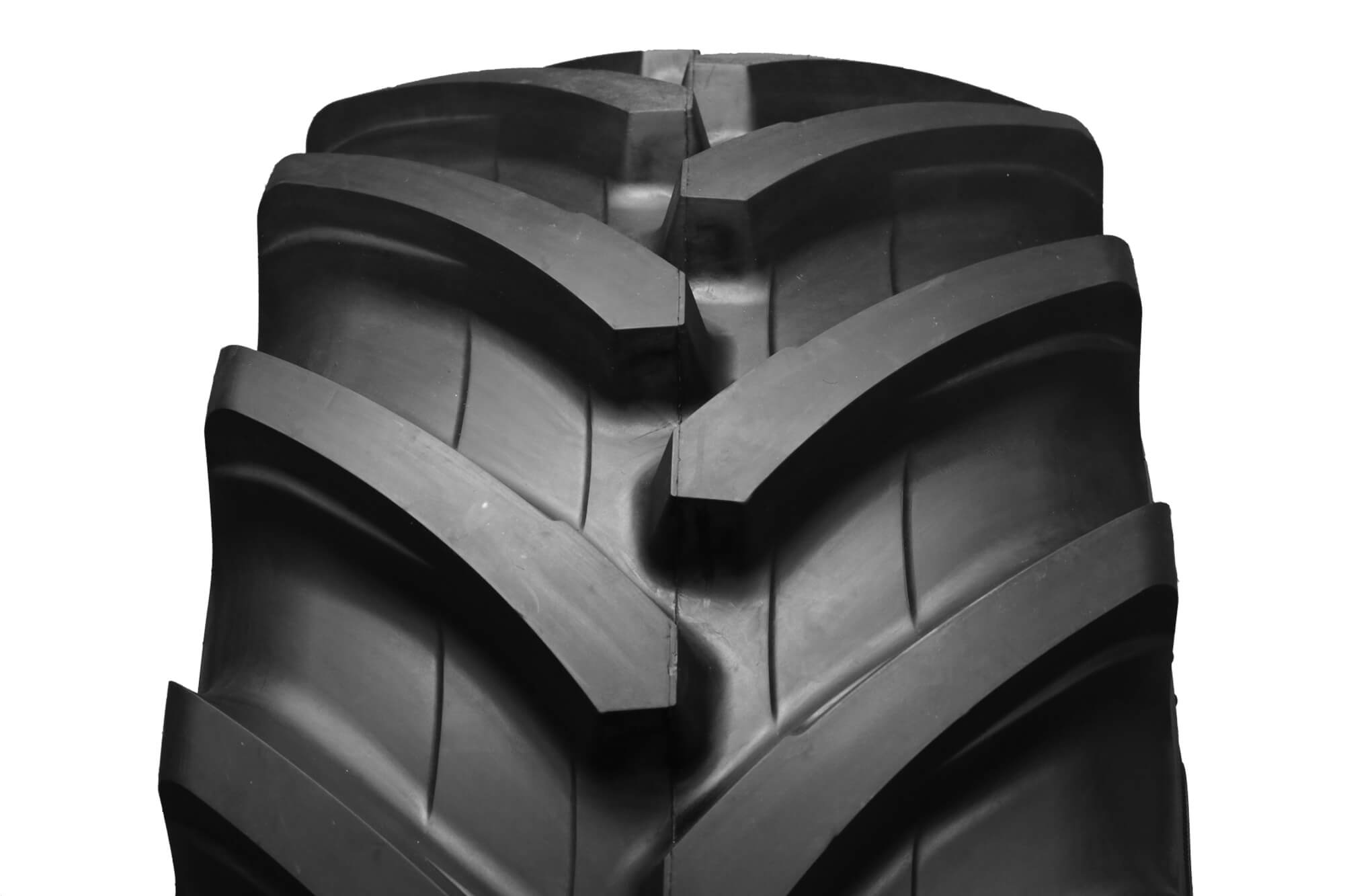 EAN 8903635028284, ALLIANCE AGRI STAR II, 260/70 R16 19 D