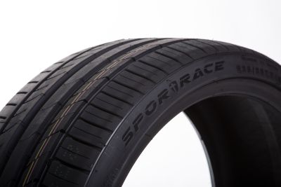 EAN 4250683516633, TOMASON SPORTRACE XL, 255/40 R20 101 Y